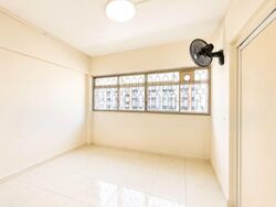 Blk 230 Hougang Avenue 1 (Hougang), HDB Executive #570584271